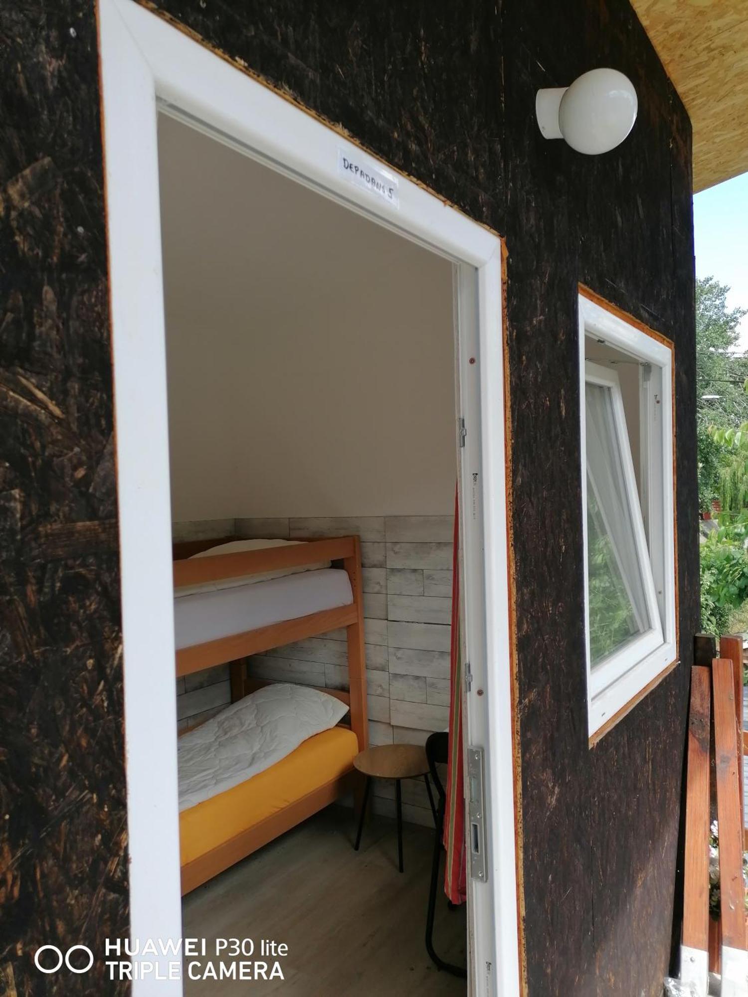 Hostel Trajan Доні-Мілановац Екстер'єр фото